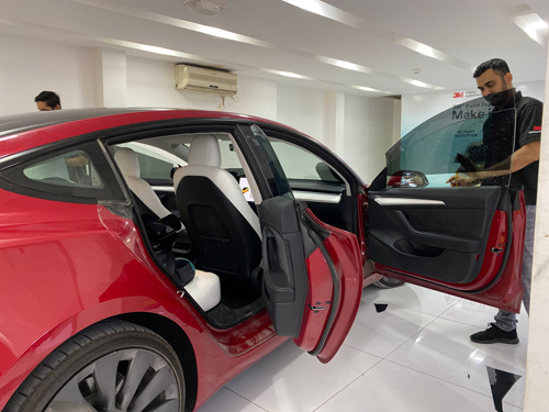 Top 5 Reasons Why Car Tinting is Essential in Hot Climates like Dubai